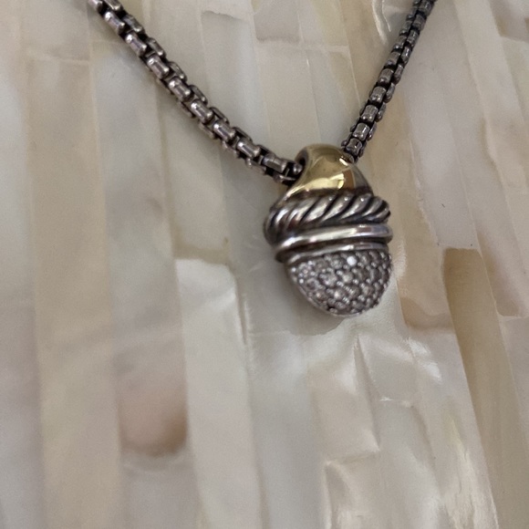 David Yurman acorn pendant encrusted with diamonds accented with 18k gold. - Picture 4 of 7